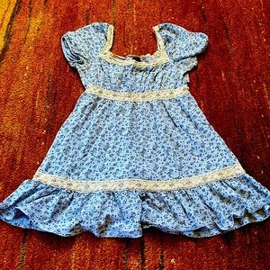 UO flower dress M